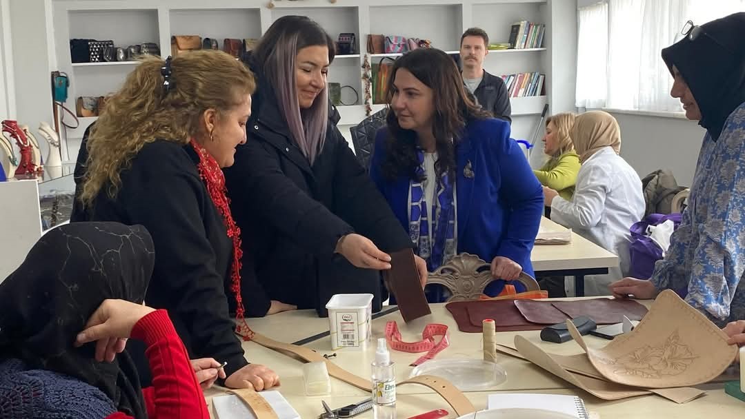 Girişimci kadınlar ekonomiye destek sağlıyor
