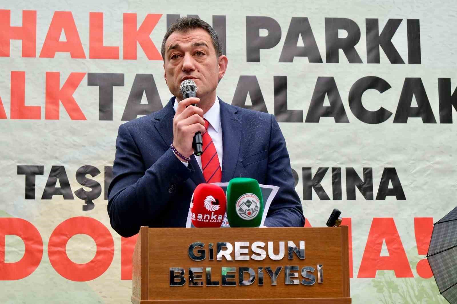 Giresun Belediye Başkanı Fuat Köse, Taşbaşı Parkıyla ilgili alınan karar tepki gösterdi