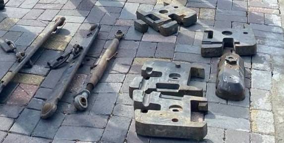 Uşak’ta traktör parçası çalan hırsızlar kıskıvrak yakalandı