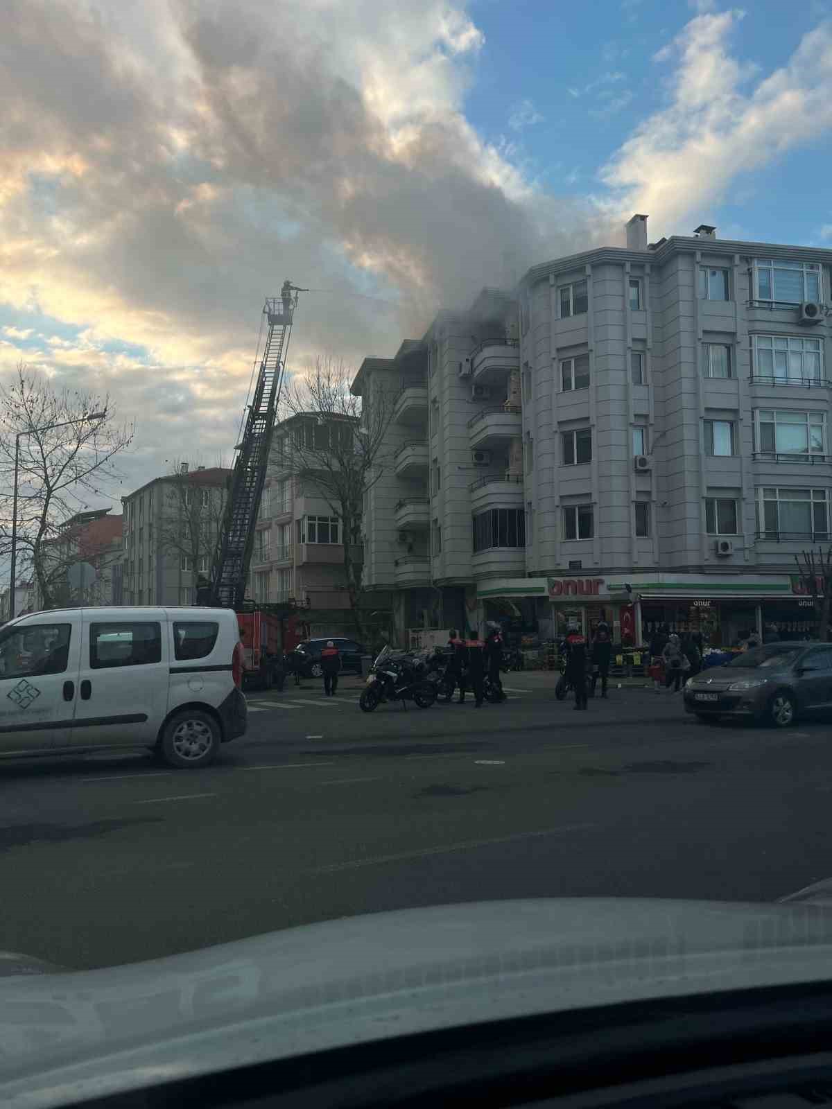 Kırklareli’nde çatı katında korkutan yangın