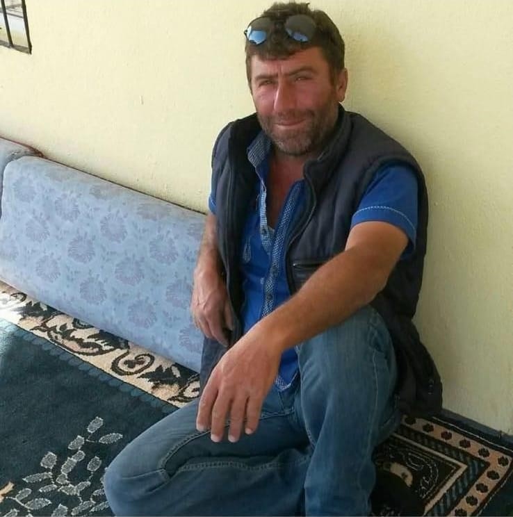 Tır, yolda duran kamyonete çarptı: 1 ölü