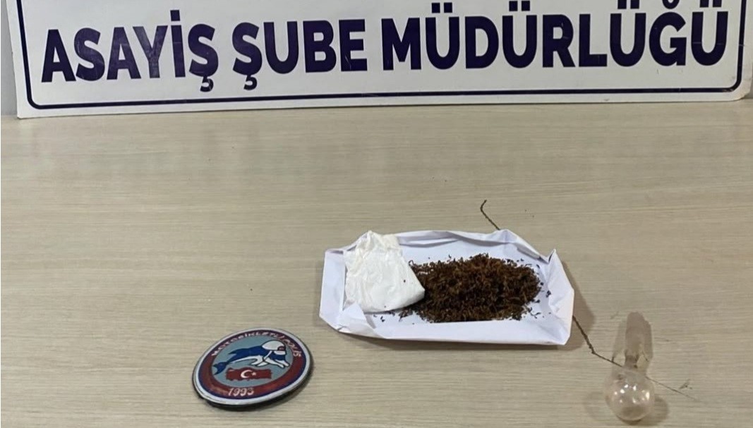 Kırklareli&rsquo;nde uyuşturucu ve silah operasyonu: 6 yakalama
