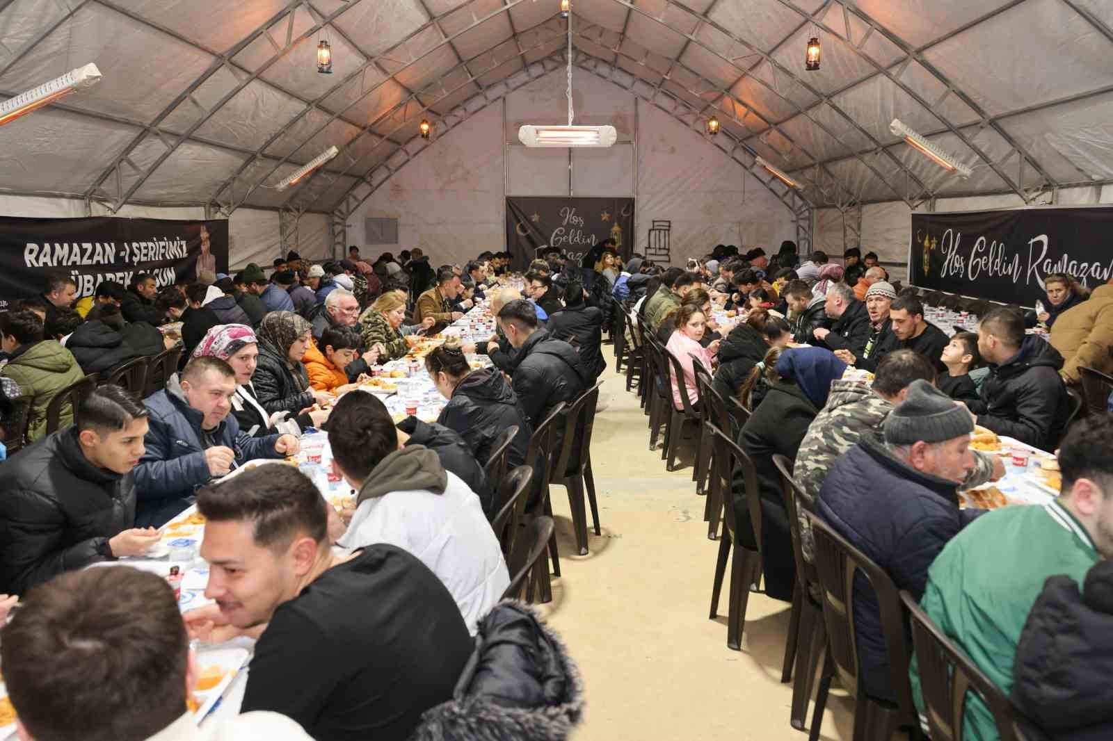 Bilecik&rsquo;te iftar sofralarında birlik ve beraberlik
