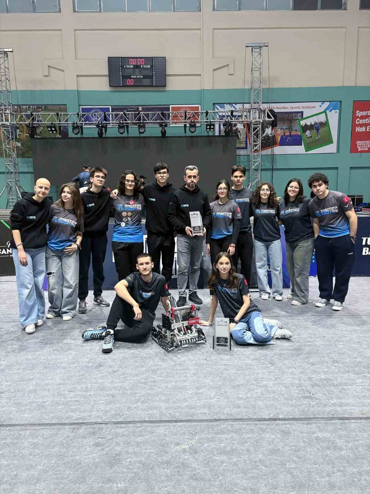 T&uuml;rk robotik kodlama ekibi ABD yolcusu: Tekirdağlı &ouml;ğrenciler T&uuml;rkiye&rsquo;yi temsil edecek
