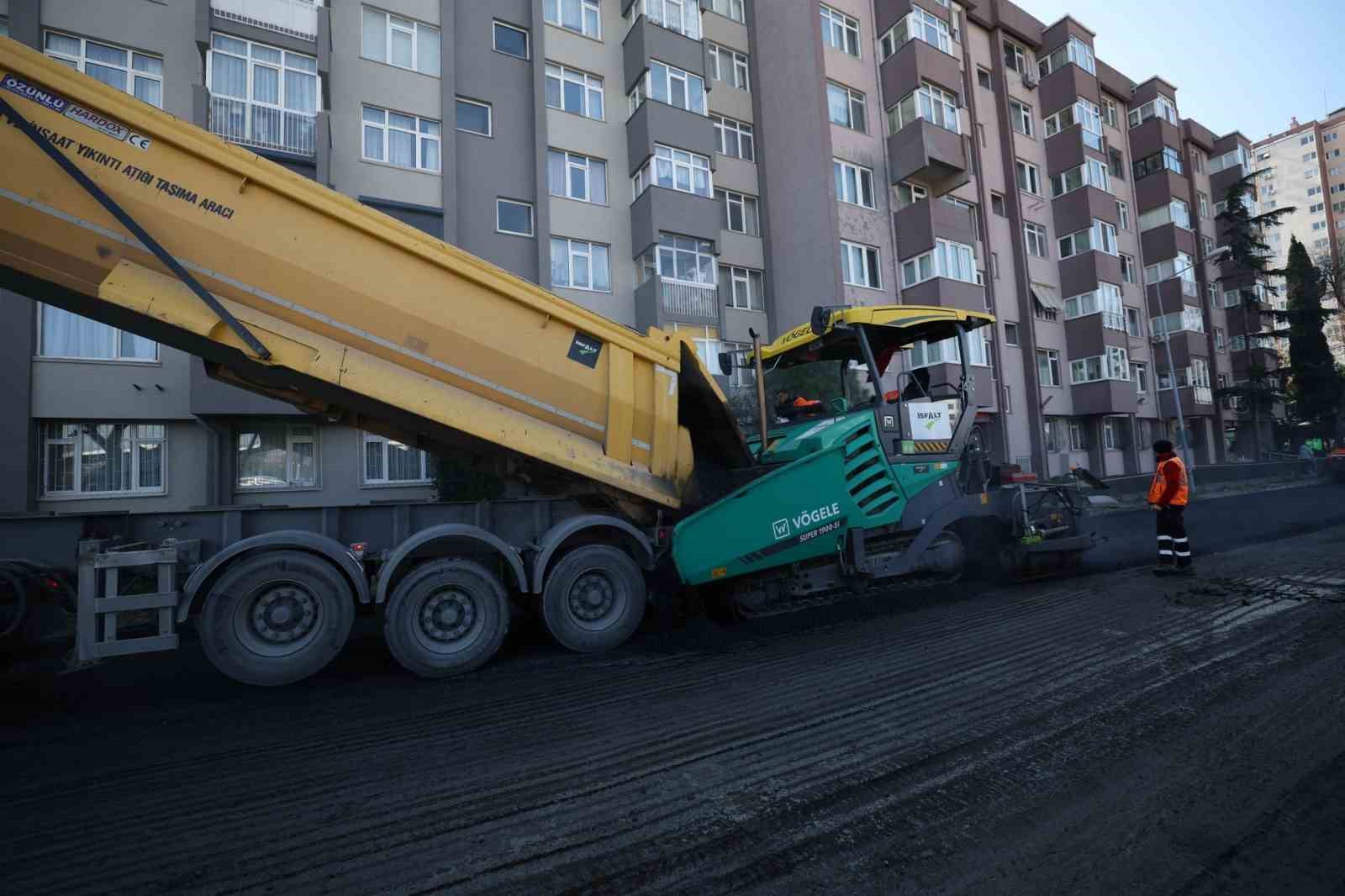Bakırk&ouml;y Belediyesi 50 ton asfalt d&ouml;kt&uuml;
