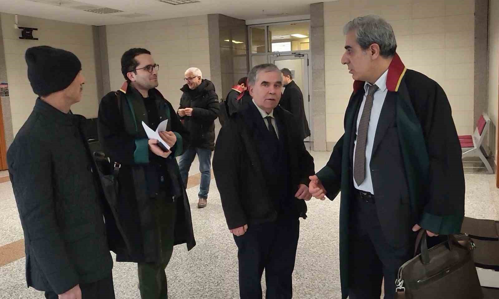 Yeni Asya Gazetesi eski Genel Yayın Y&ouml;netmeni Kazım G&uuml;le&ccedil;y&uuml;z&rsquo;e 1 yıl 3 ay hapis cezası
