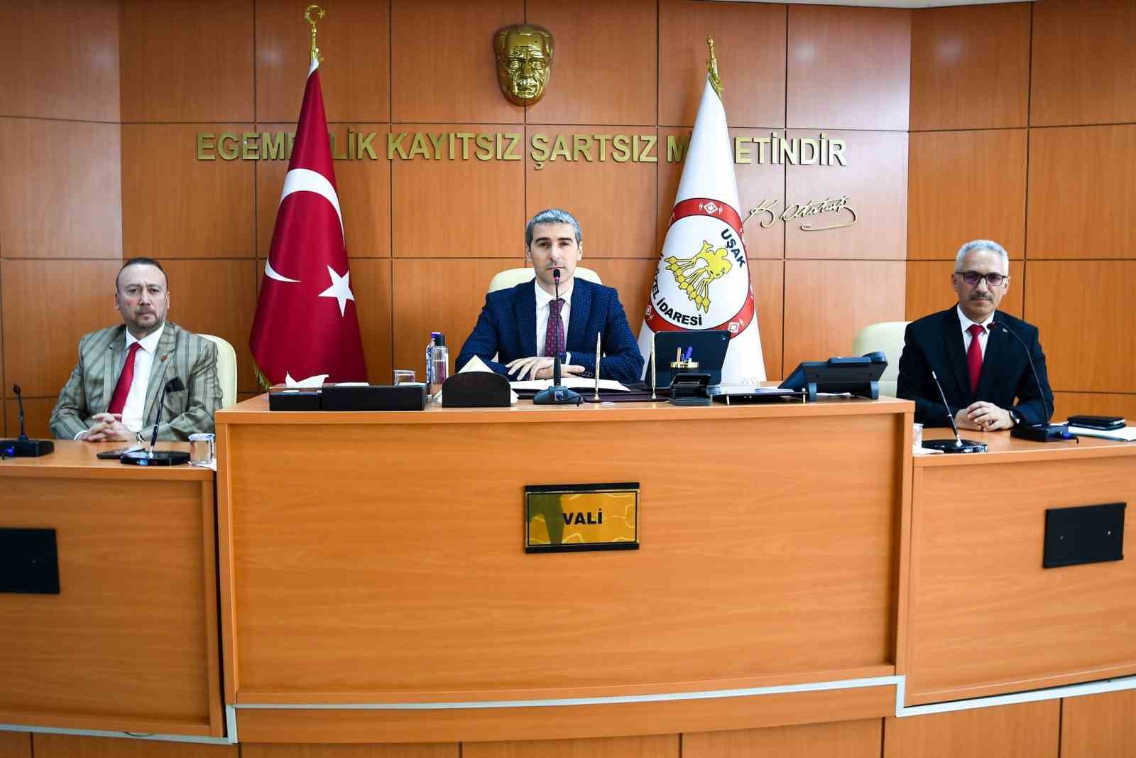 Uşak’ta İl Hayvanları Koruma Kurulu toplantısı yapıldı