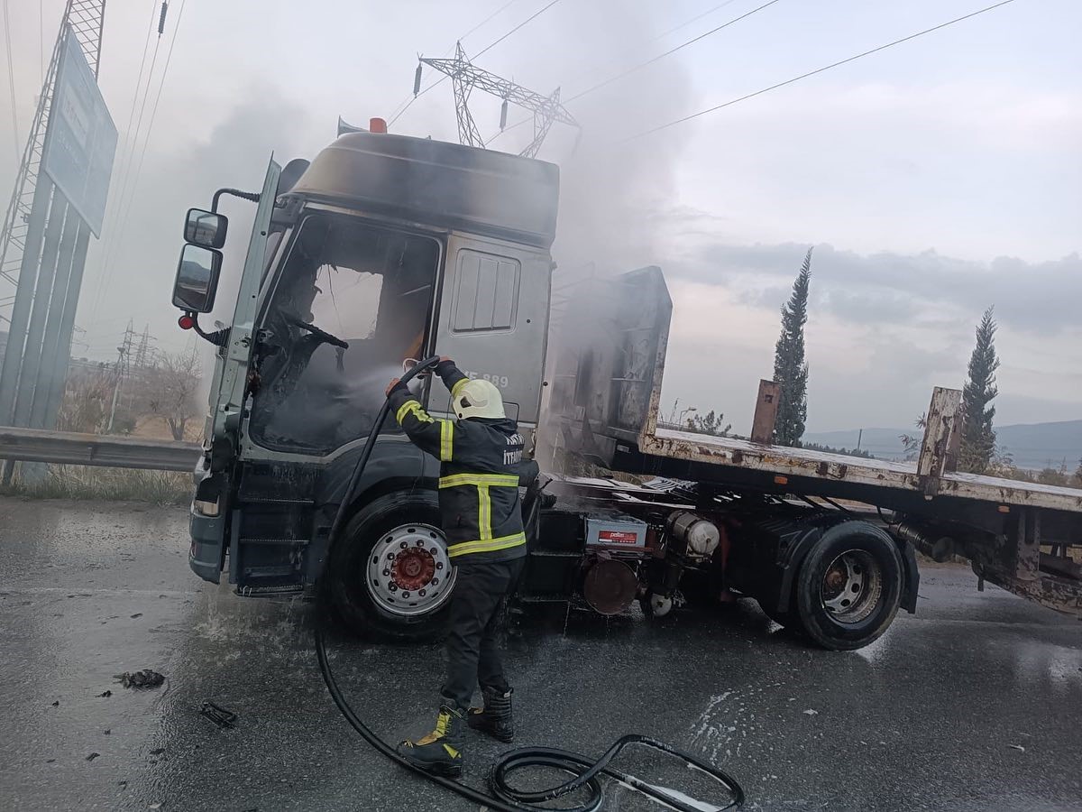 Payas’ta tır yangını