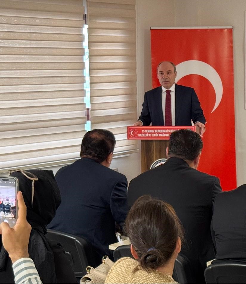 Şehit ve gazi ailelerinden CHP Genel Başkanı Özel hakkında suç duyurusu