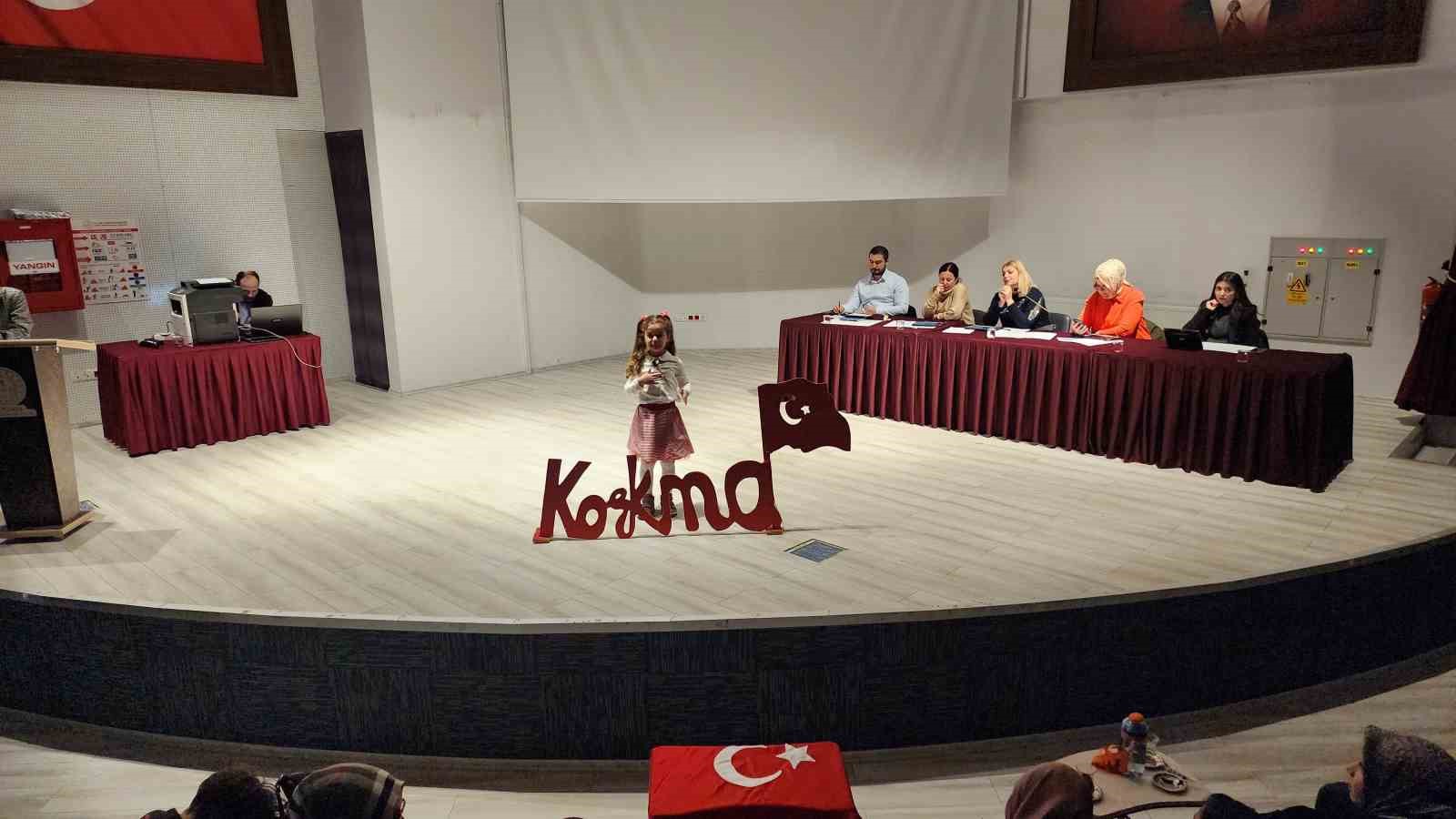 K&uuml;tahya&rsquo;da İstiklal Marşı&rsquo;nı Ezbere G&uuml;zel Okuma Yarışması
