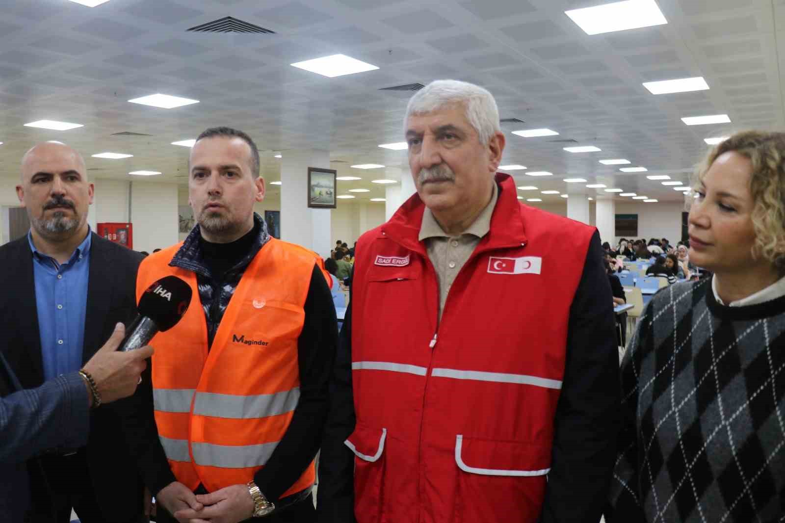 MAGİNDER&rsquo;den &ouml;ğrencilere ve hasta yakınlarına iftar yemeği

