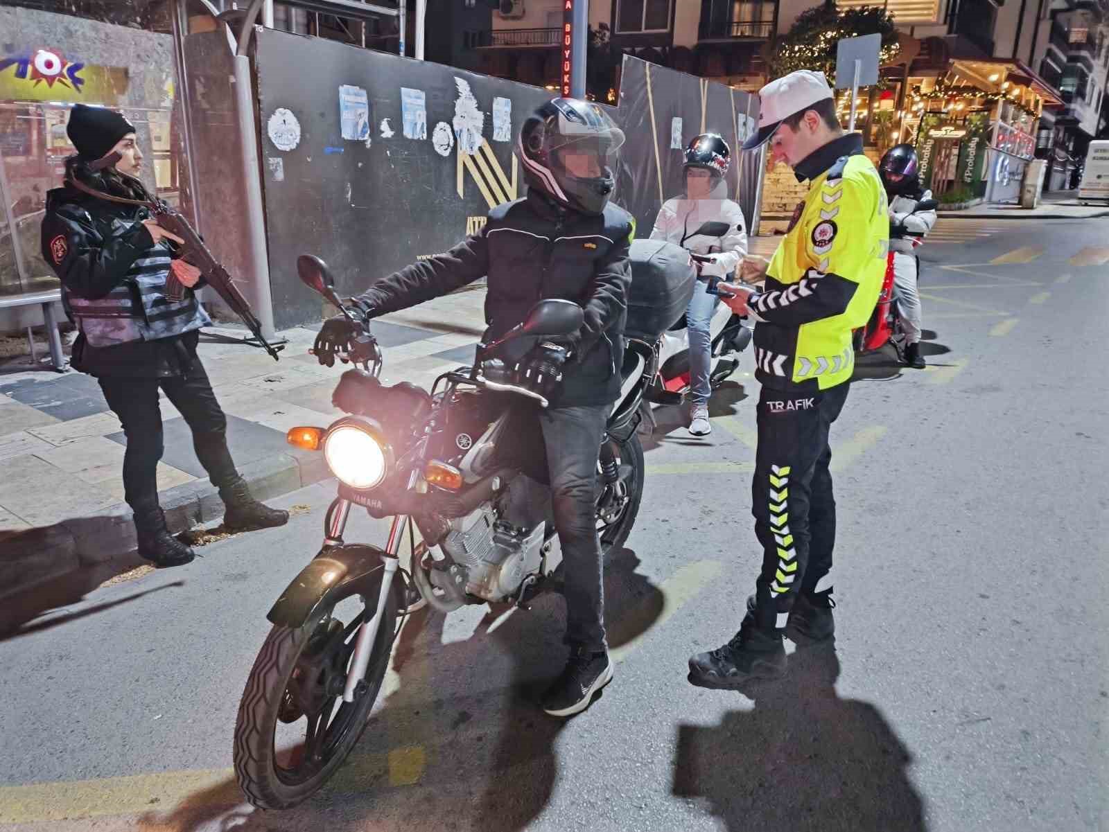 Manisa’da 59 motosiklet trafikten men edildi