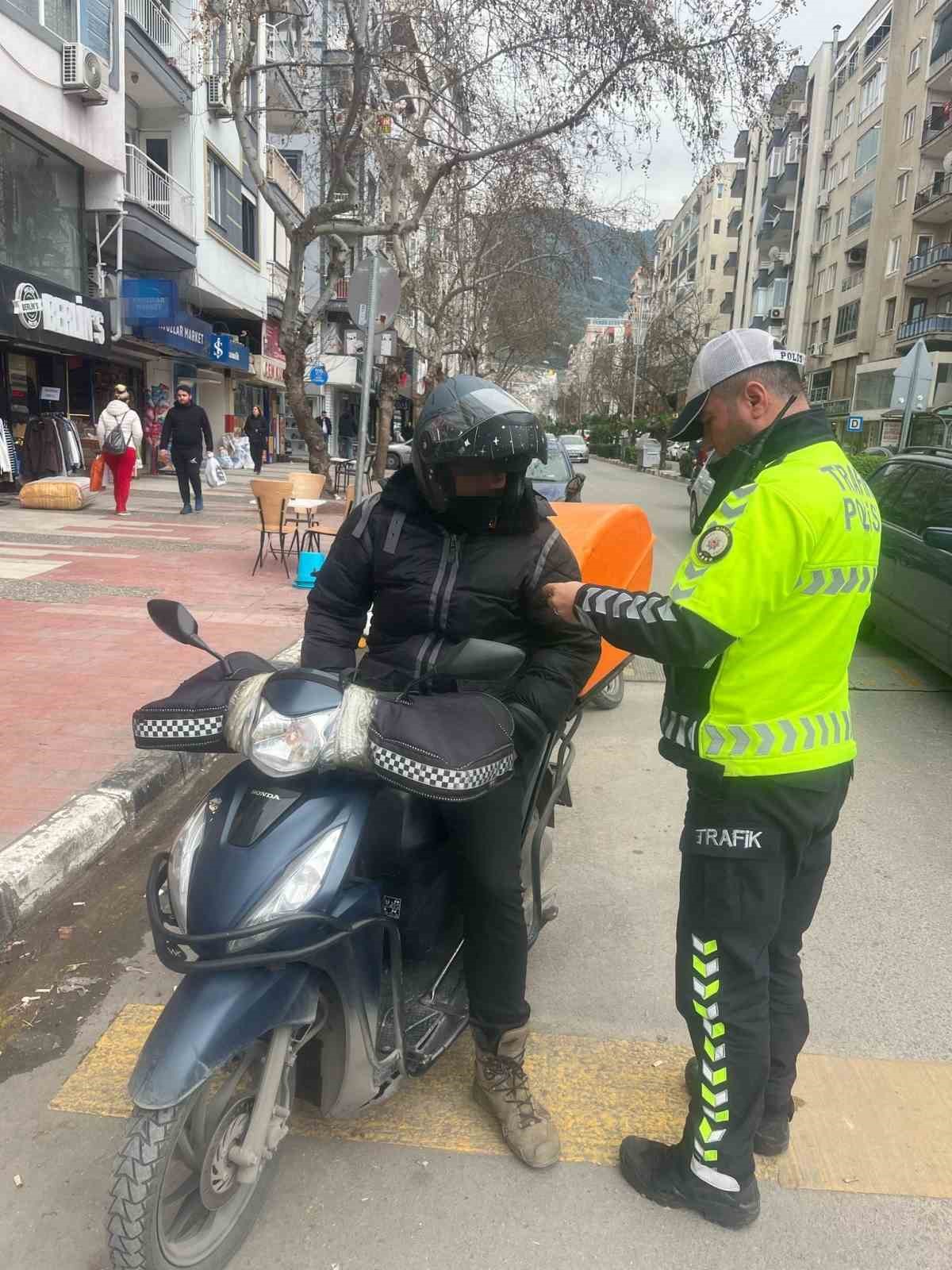 Manisa&rsquo;da 59 motosiklet trafikten men edildi
