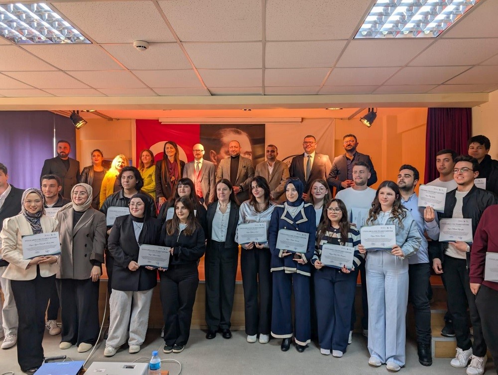 Trakyaka’dan Uygulamalı Dış Ticaret Okulu