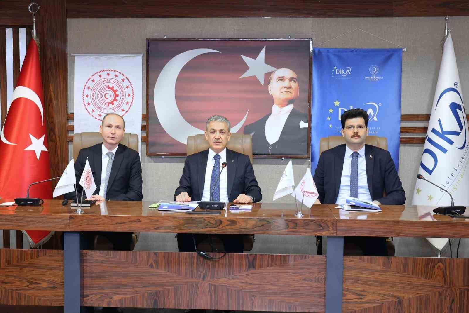 Mardin Valisi Akkoyun&rsquo;dan DİKA&rsquo;ya ziyaret
