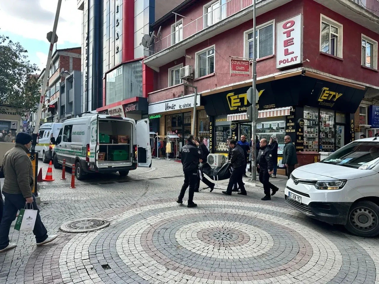 Isparta’da 1 yıldır aynı otel odasında kalan yaşlı adam, odasında ölü bulundu