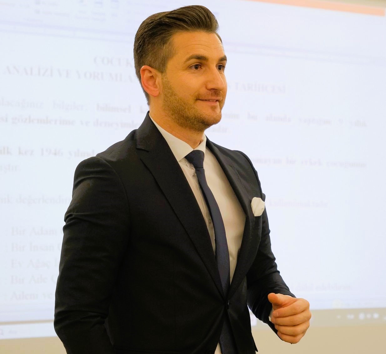 Modern Eğitim Bilimci Paşayev; "Depresyonu yenerek umutlu ve sağlıklı bir hayata kavuşun"