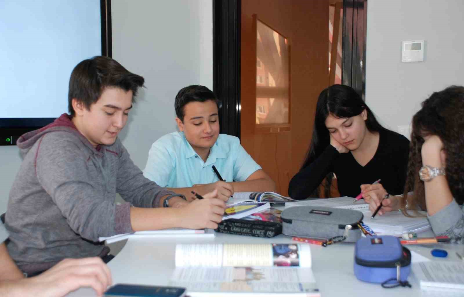 Başarı geleneği Hexagon Kurs ile devam ediyor