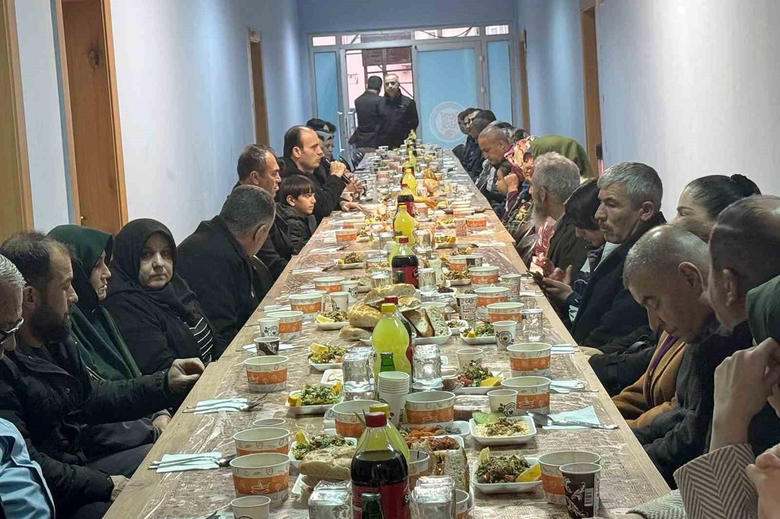 Araban&rsquo;da şehit ve gazi aileleri iftarda bir araya geldi
