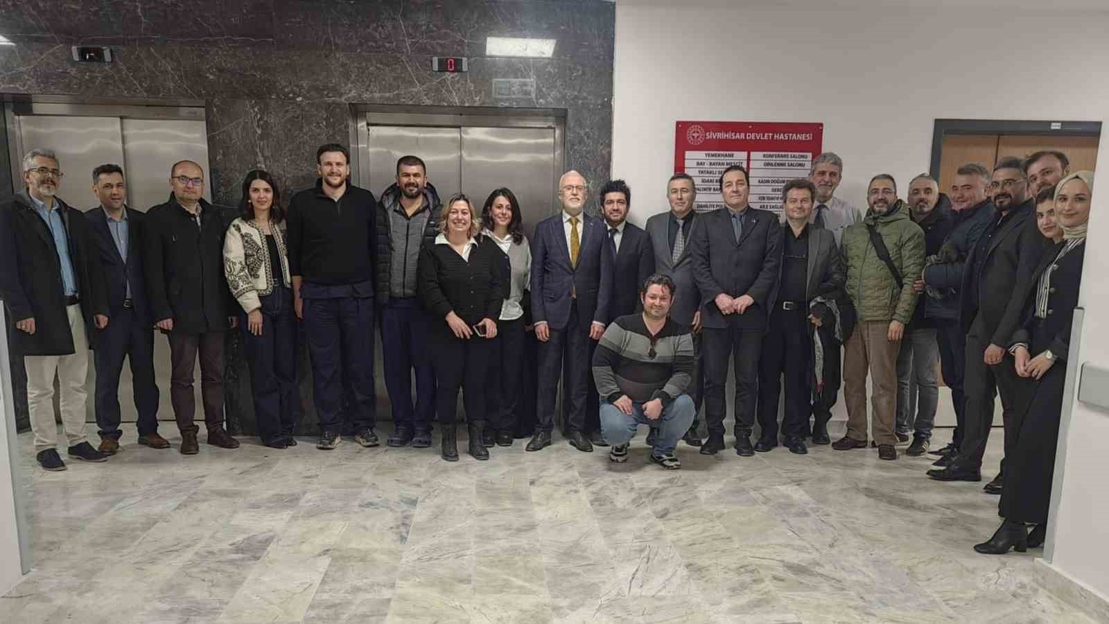 İl Sağlık M&uuml;d&uuml;r&uuml; Bildirici, hastanede iftar programına katıldı
