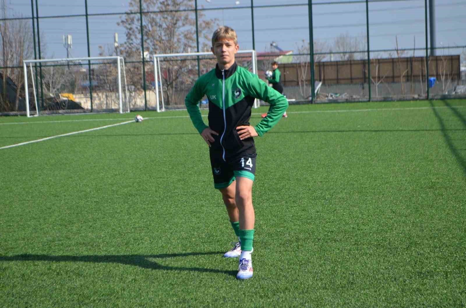 Denizlispor’un 14 yaşındaki futbolcusu Utku Berk, U14 Milli Takım seçmelerine katılacak