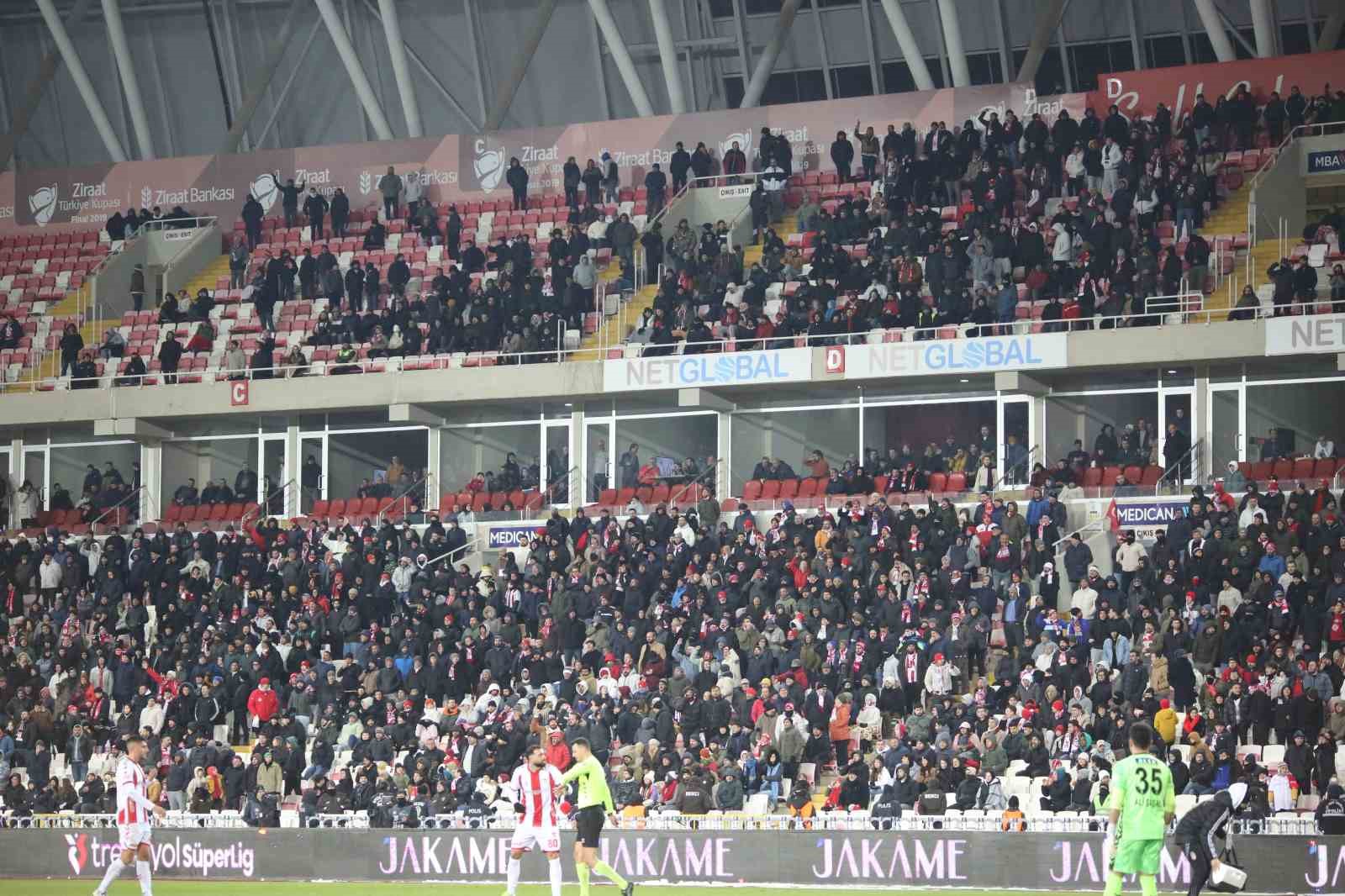 Sivasspor-G&ouml;ztepe ma&ccedil;ının bilet fiyatlarına &ouml;zel indirim
