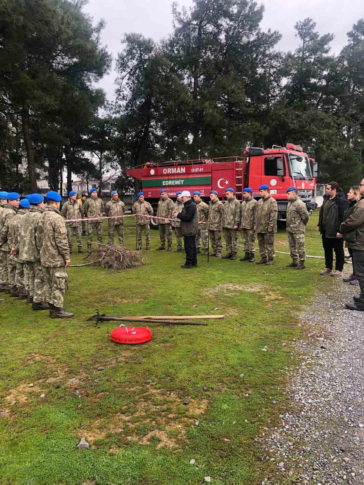 Komandolara orman yangınlarıyla mücadele eğitimi verildi