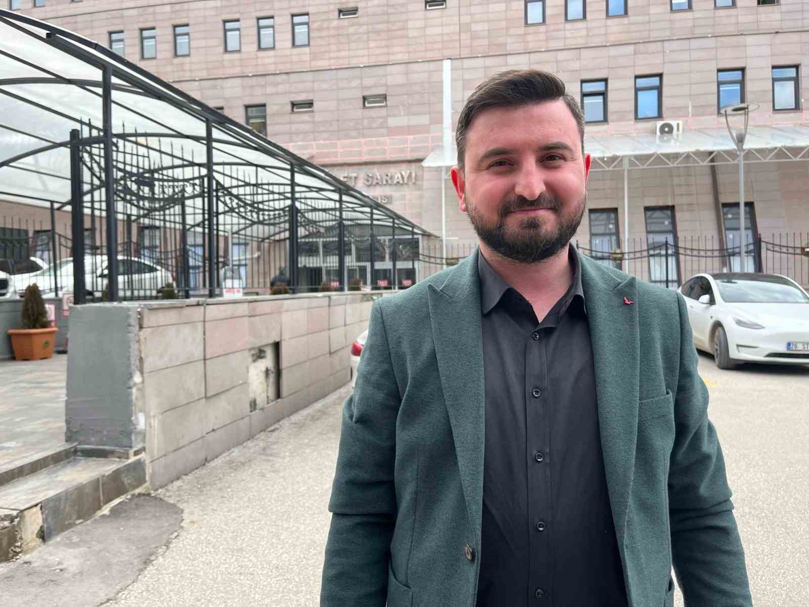 Üvey kardeşini öldüren adamın yargılandığı davada karar duruşması görüldü