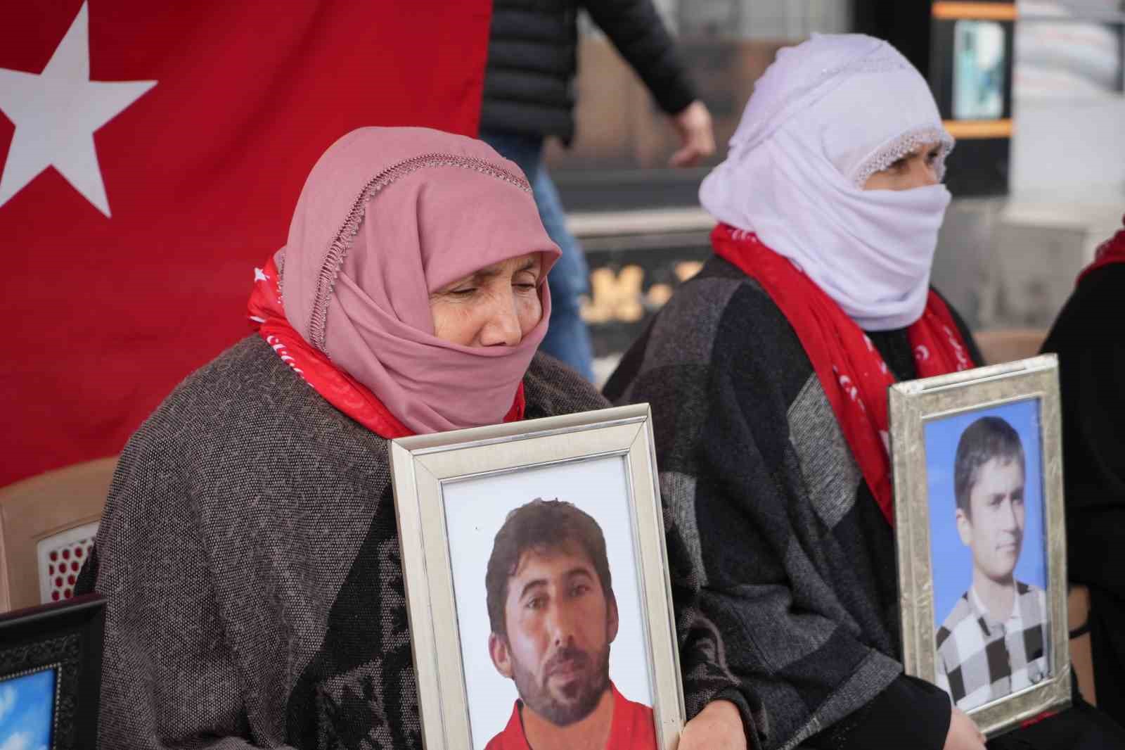 Annelerin evlat hasreti Ramazan ayında da devam ediyor
