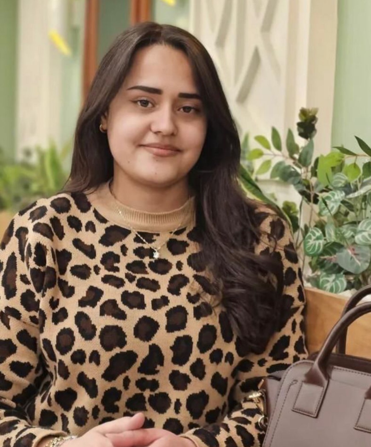 Y&uuml;ksekova&rsquo;da elektrik akımına kapılan gen&ccedil; kız toprağa verildi
