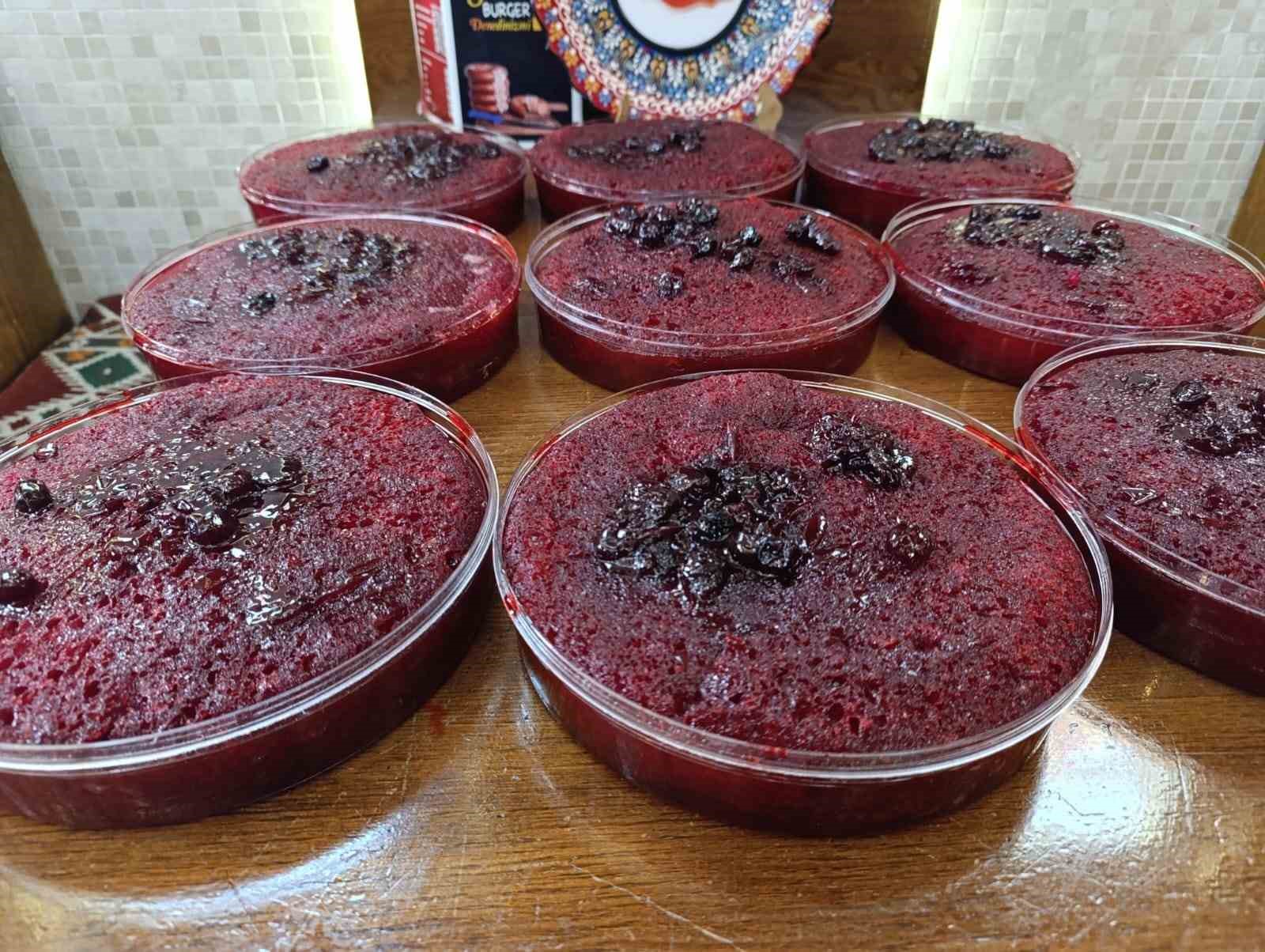 Kaymaklı ekmek kadayıfı bu Ramazan da iftar sofralarını süslüyor