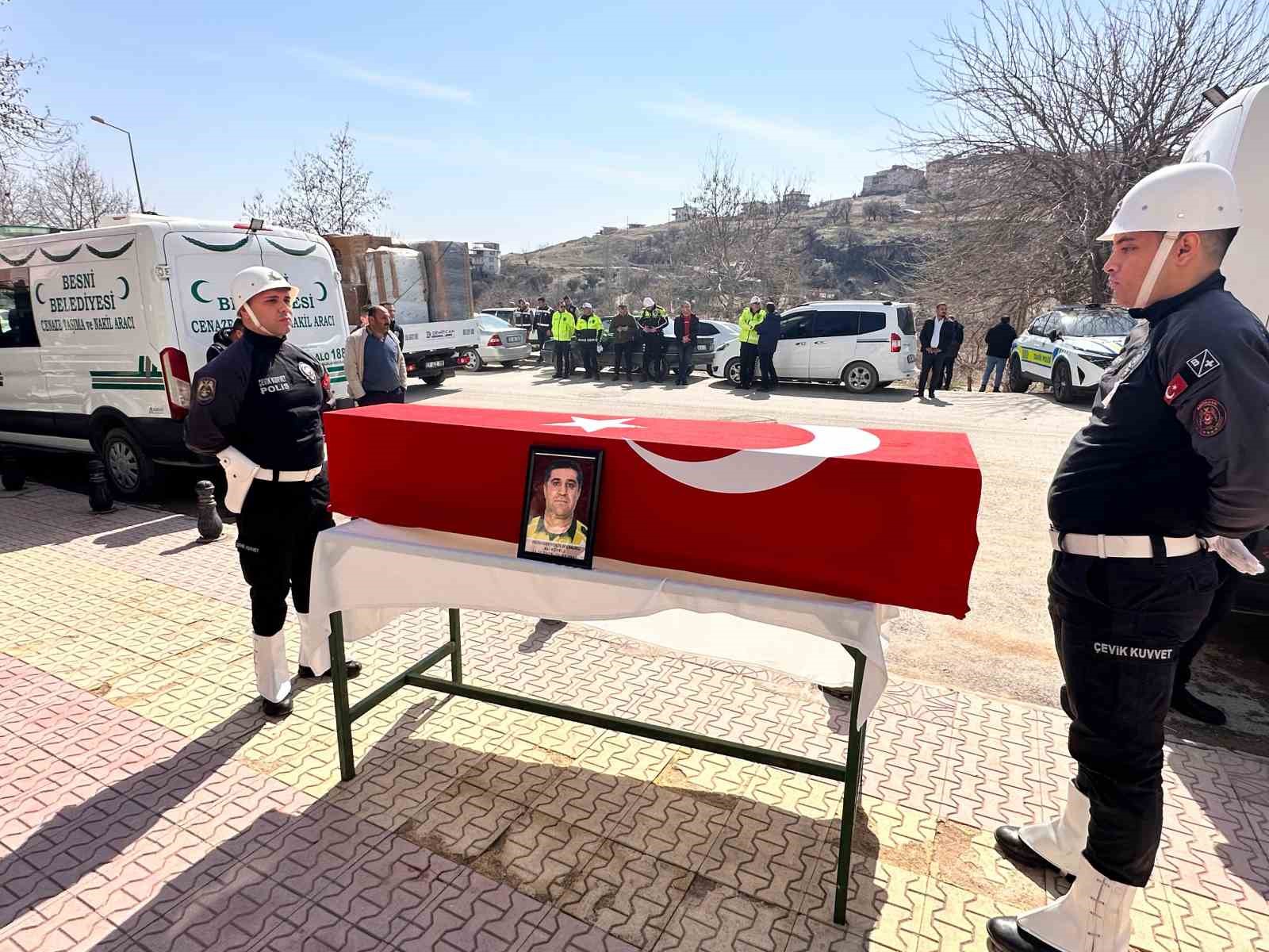 Besnili polis memuru Hacı Ali Küpeli son yolculuğuna uğurlandı