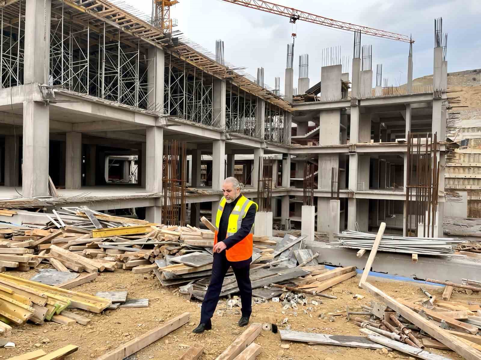 400 yataklı hastane sayesinde &Ccedil;ankırı&rsquo;daki sağlık hizmetleri artık şehir dışına taşmayacak
