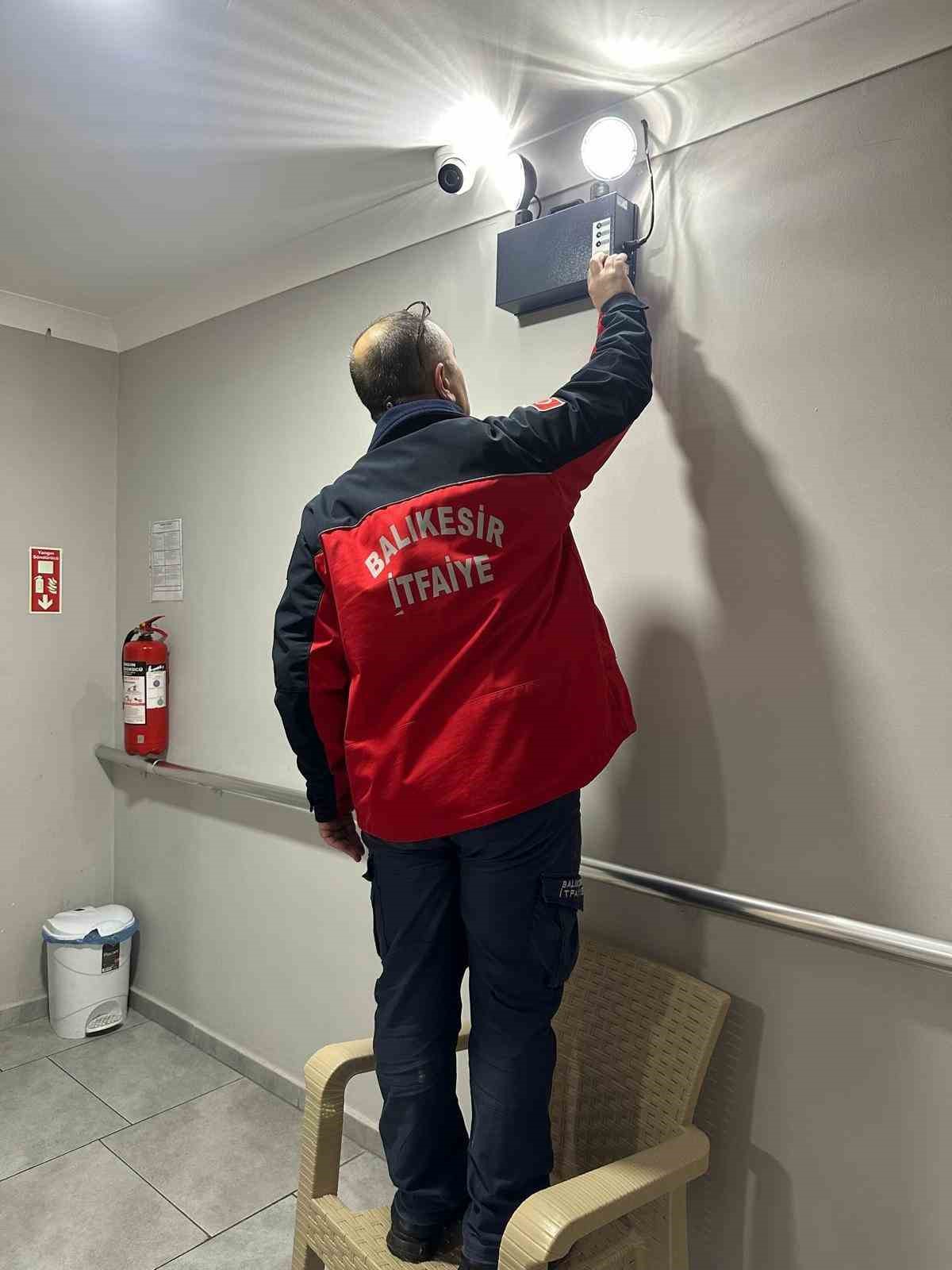 Başkan Akın, turizm g&uuml;venliği i&ccedil;in t&uuml;m ekipleri harekete ge&ccedil;irdi
