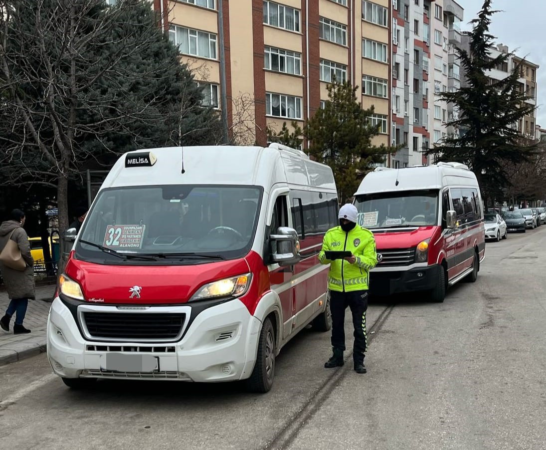 Eskişehir&rsquo;de 9 bin 971 ara&ccedil; kontrol edildi
