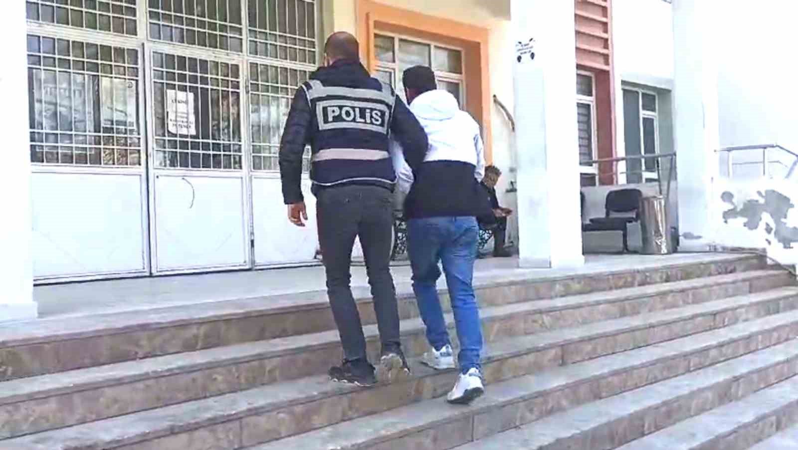 Hatay’da hapis cezasıyla aranan 12 kişi yakalandı