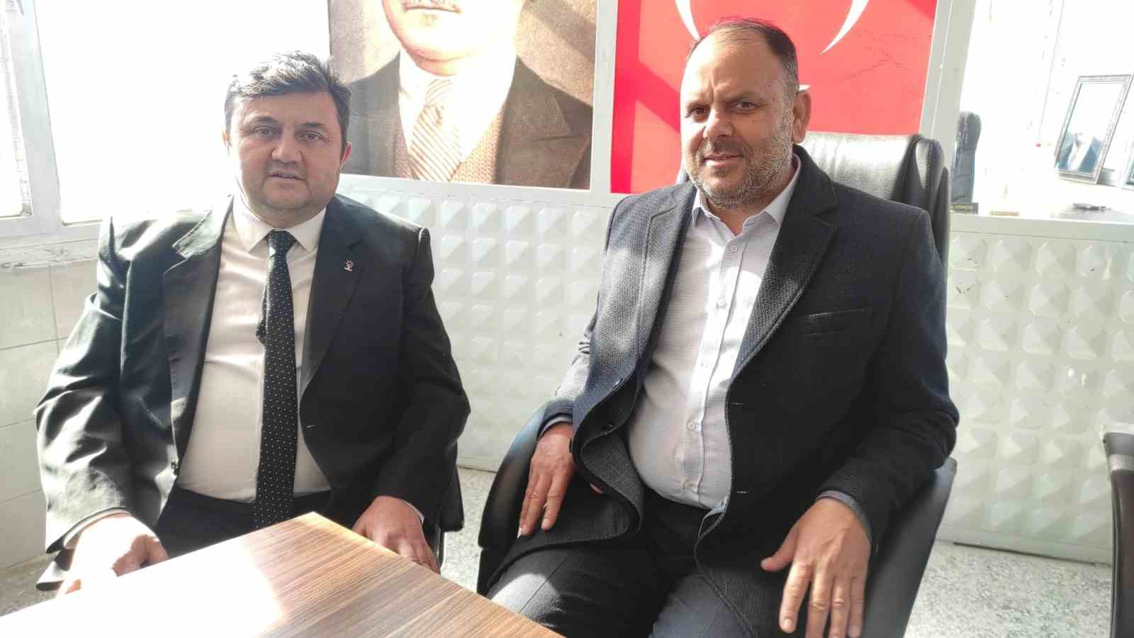 AK Parti Kula&rsquo;dan Selendi&rsquo;ye ziyaret
