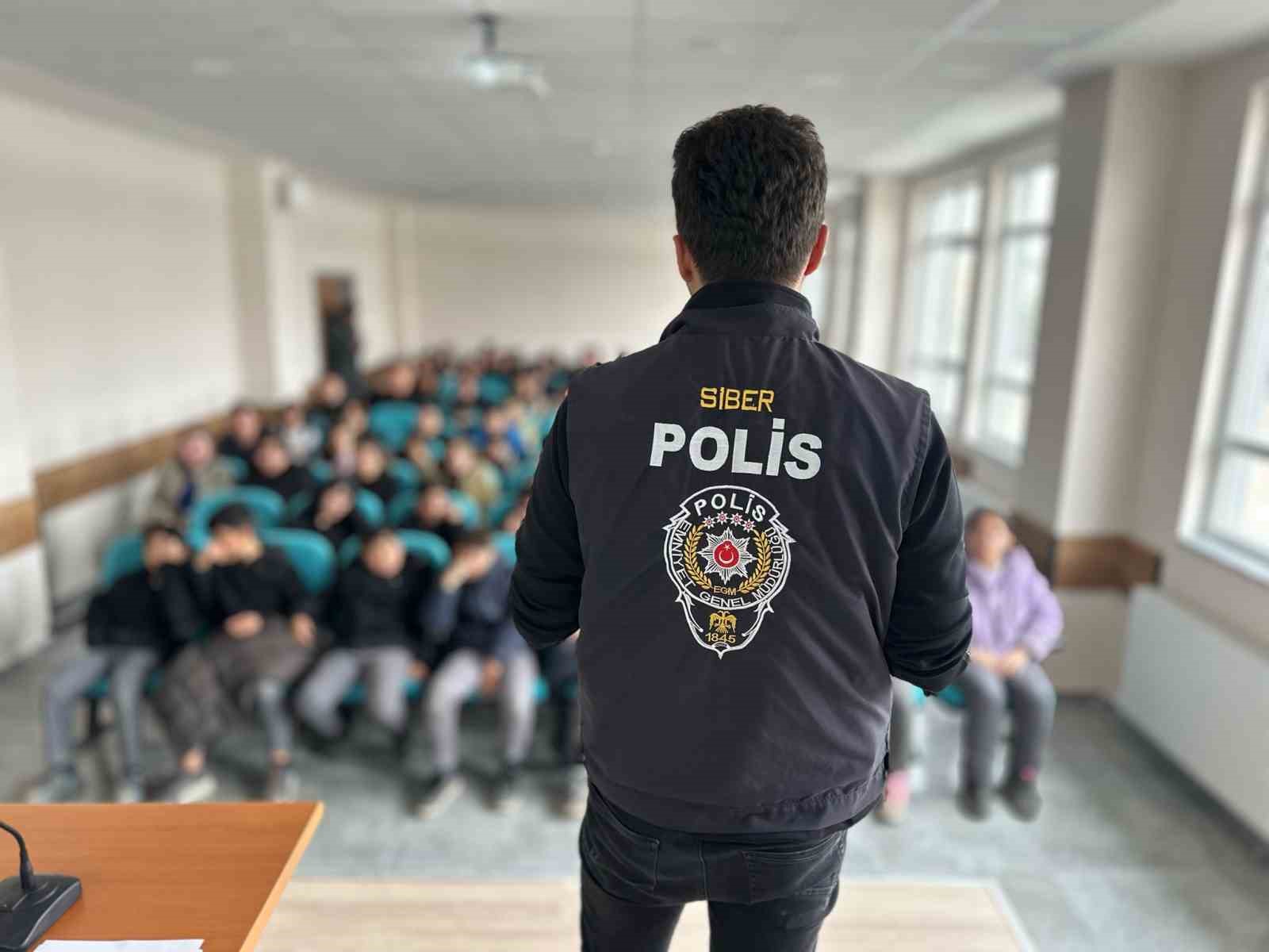 Siberay programı ilçelerde de devam ediyor