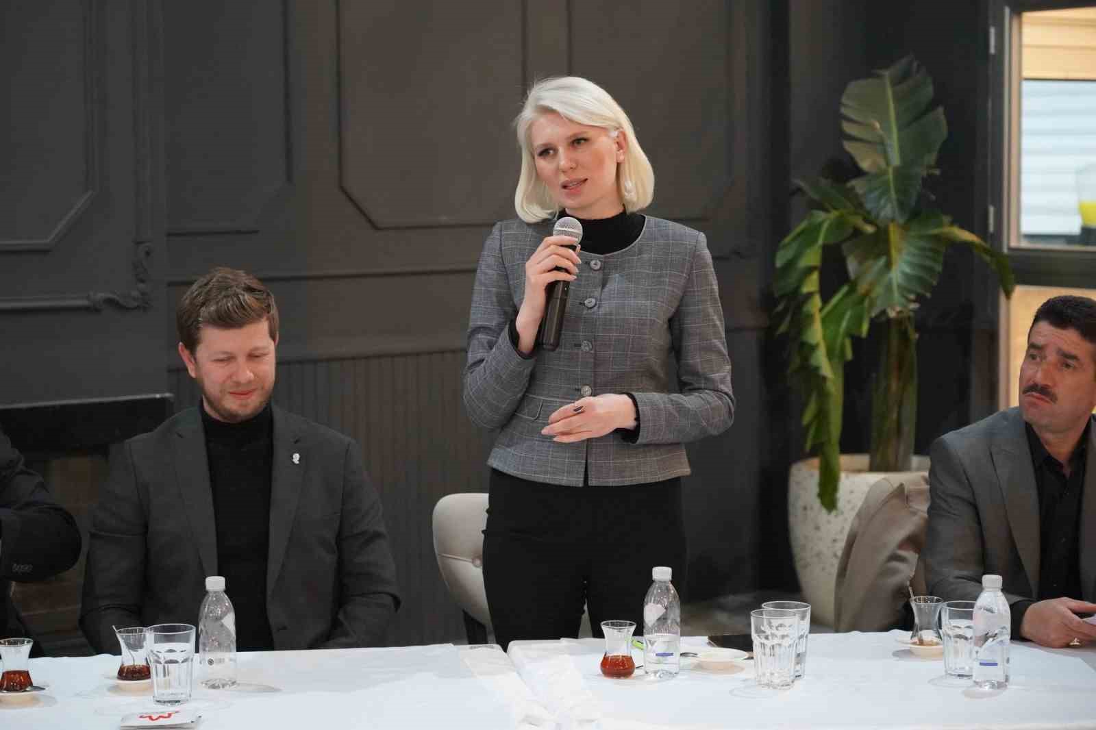 Başkan Subaşı, müteahhitlerle bir araya geldi