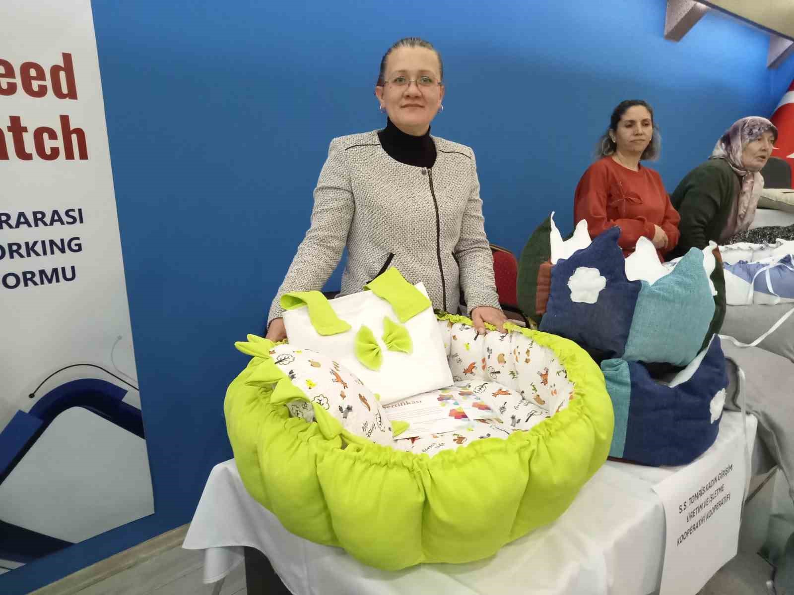 Kadın girişimciler bebek ve evcil hayvan sağlığı için üretim yapıyor