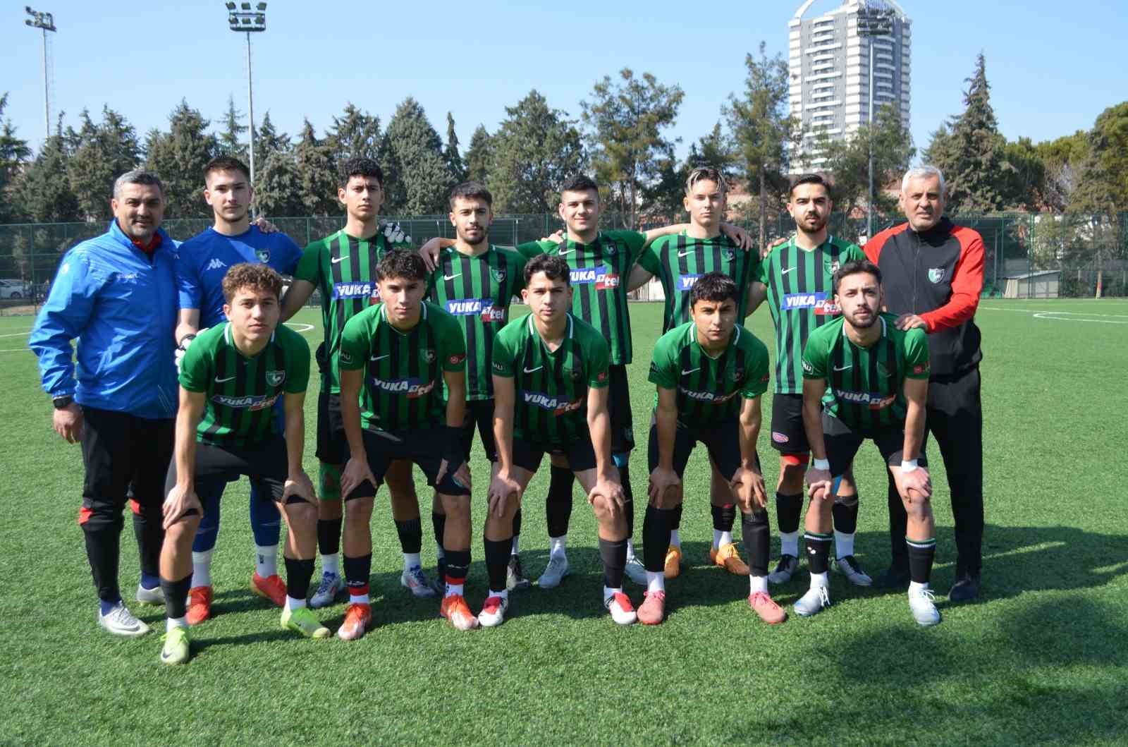 Denizlispor U19 liderliğini s&uuml;rd&uuml;rmek istiyor
