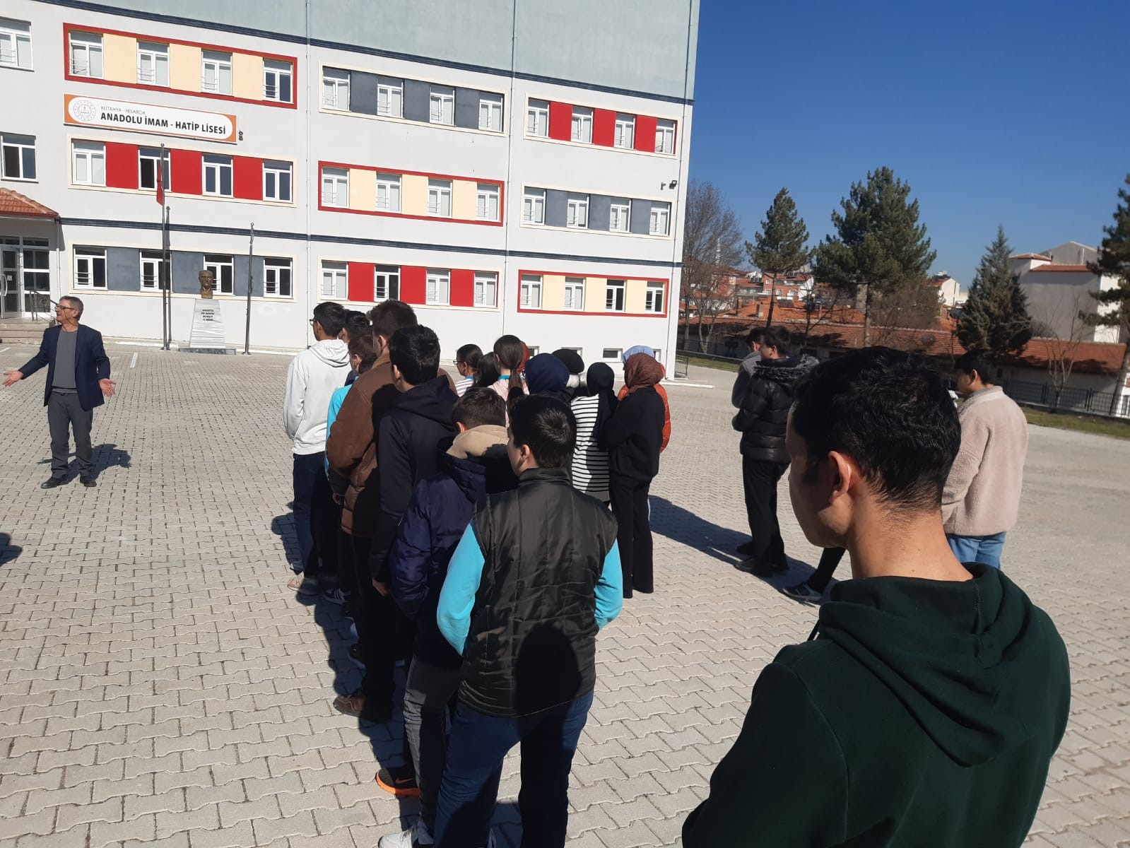 Hisarcık AİHL&rsquo;de deprem tahliye tatbikatı
