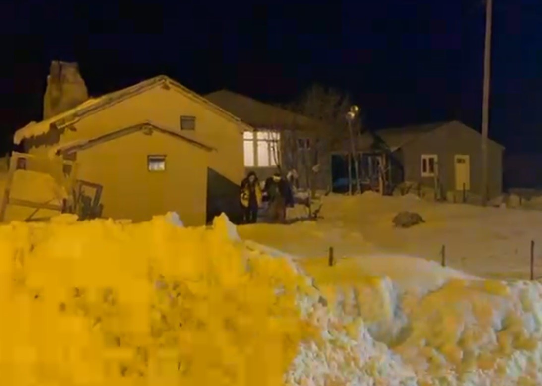 Muş’ta zehirlenme şüphesiyle baygınlık geçiren 2 kişi hastaneye ulaştırıldı