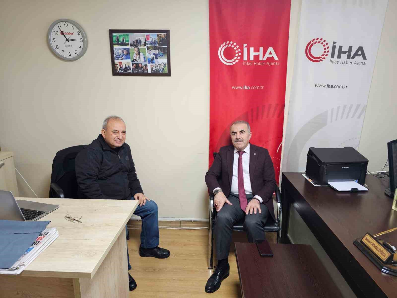 Balıkesir Milli Eğitim Müdürü Murat Demir’den İHA’ya ziyaret