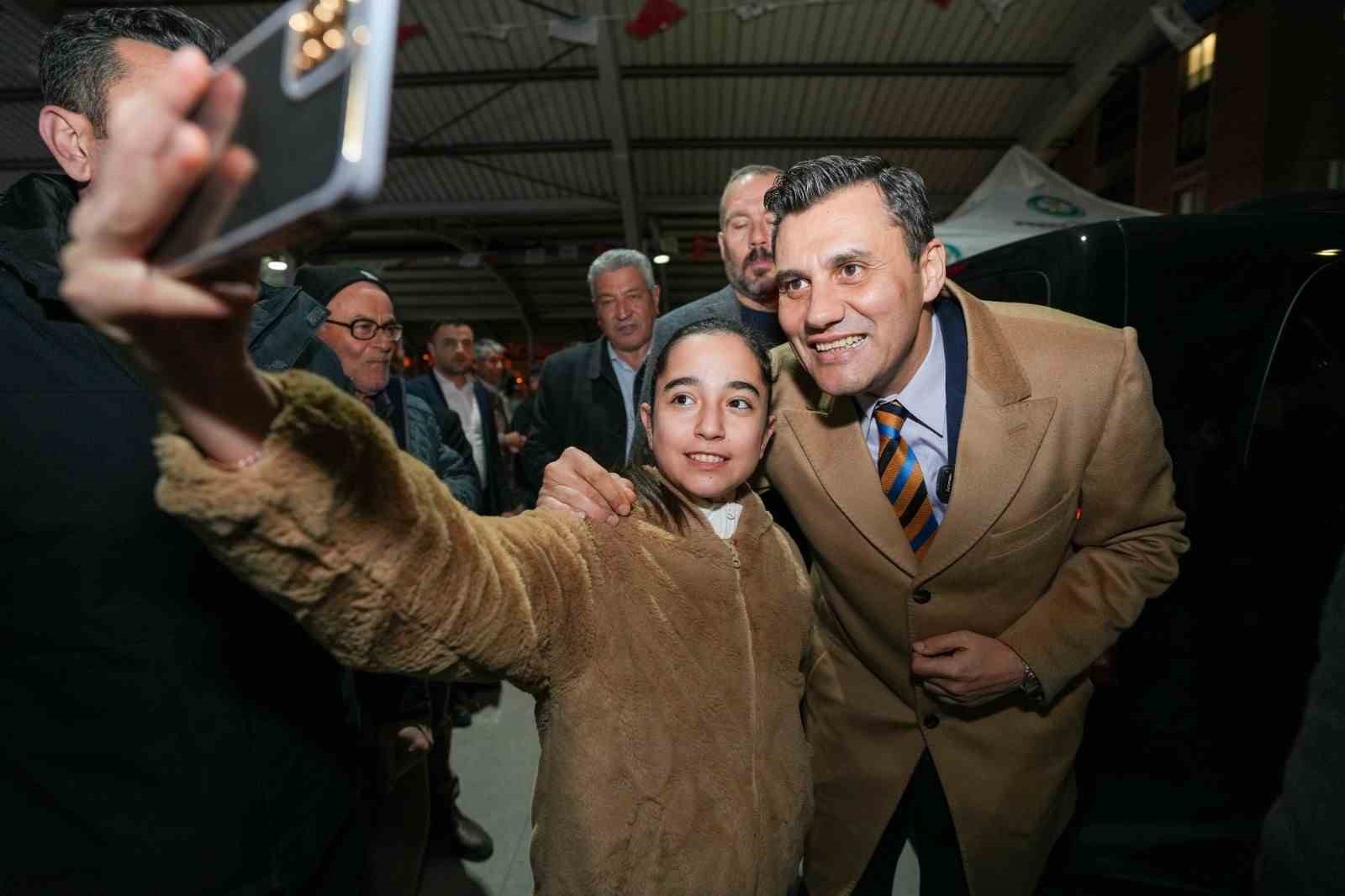 G&ouml;lmarmara&rsquo;da 2 bin kişilik iftar sofrası
