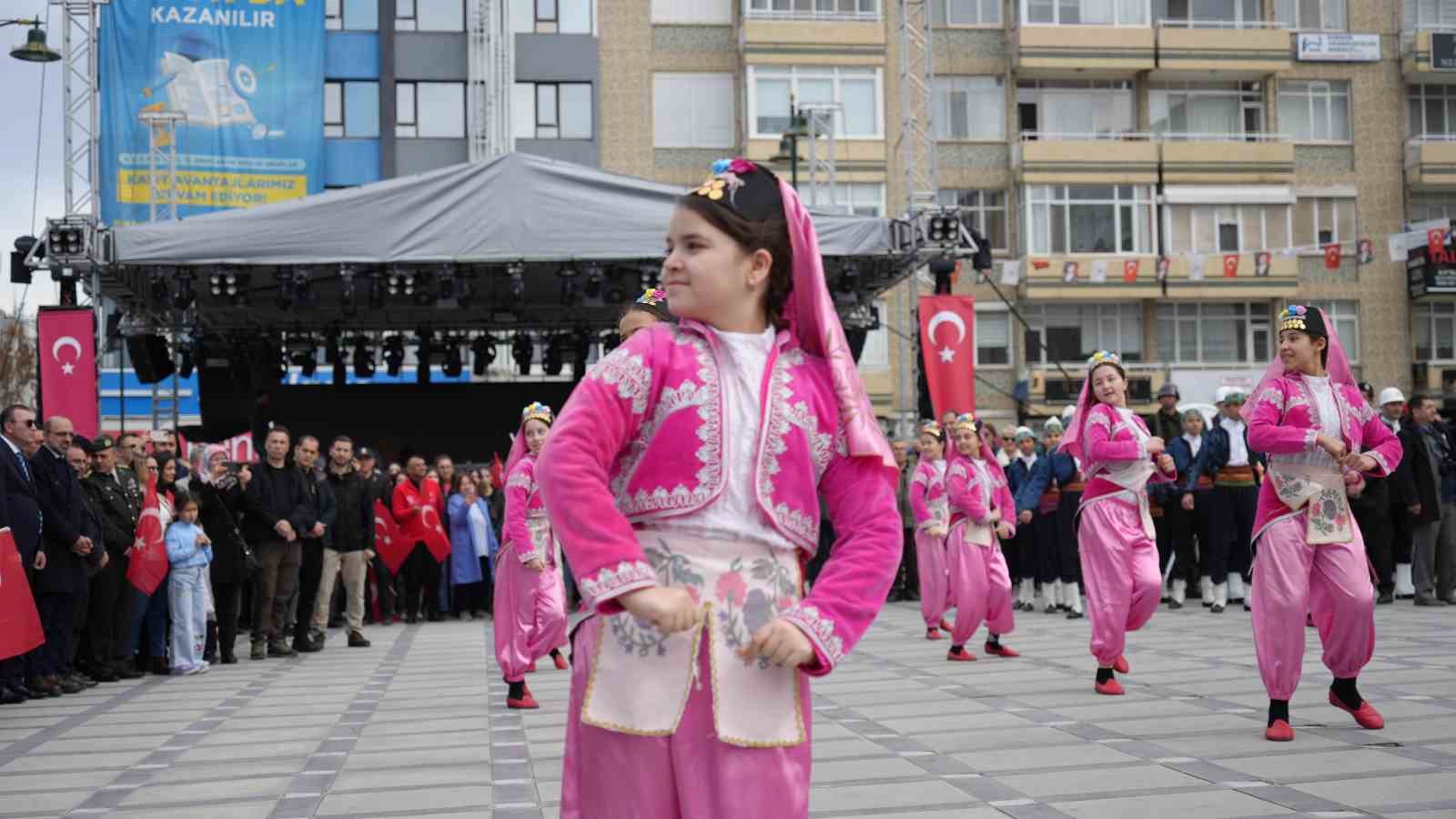 Atatürk’ün Burdur’a gelişinin 95. yılı törenle kutlandı