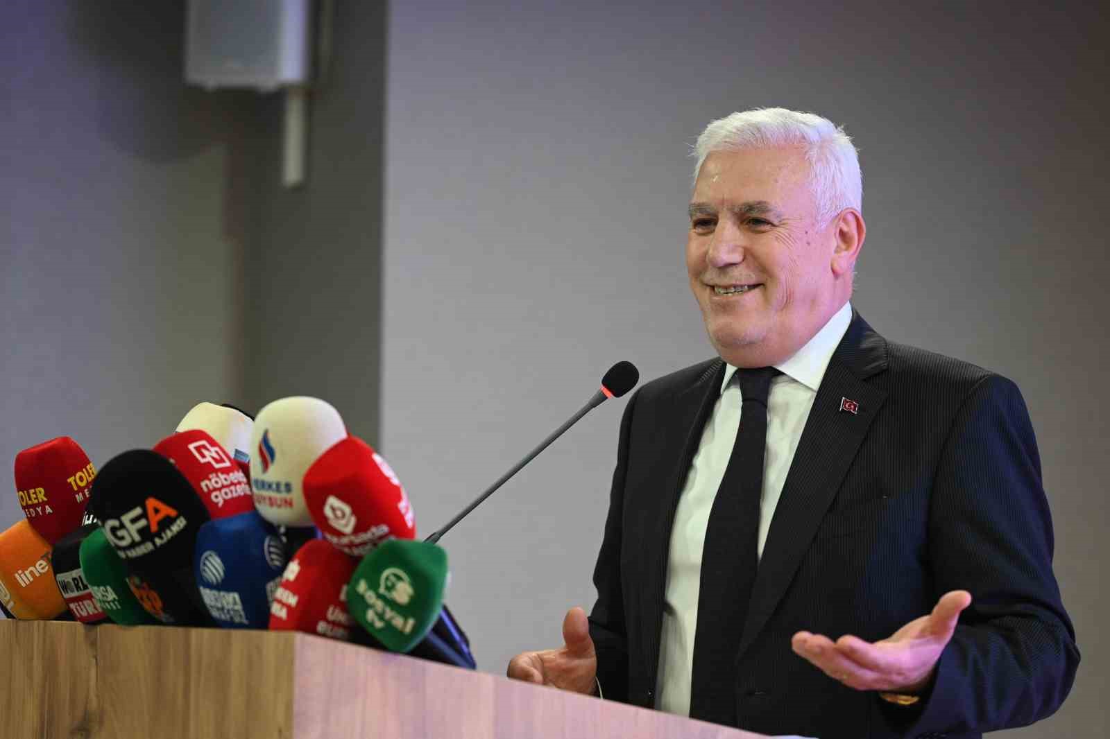 Başkan Bozbey: "Belediyenin b&uuml;t&ccedil;esini Bursa&rsquo;nın sorunlarını &ccedil;&ouml;zmek yerine se&ccedil;im kampanyalarına harcamışlar"
