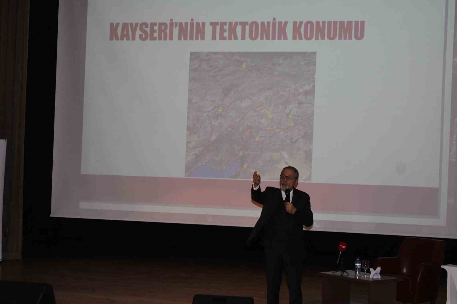 Prof. Dr. Naci Görör: "Kayseri, Orta Anadolu’daki en büyük fayın kucağında oturuyor"