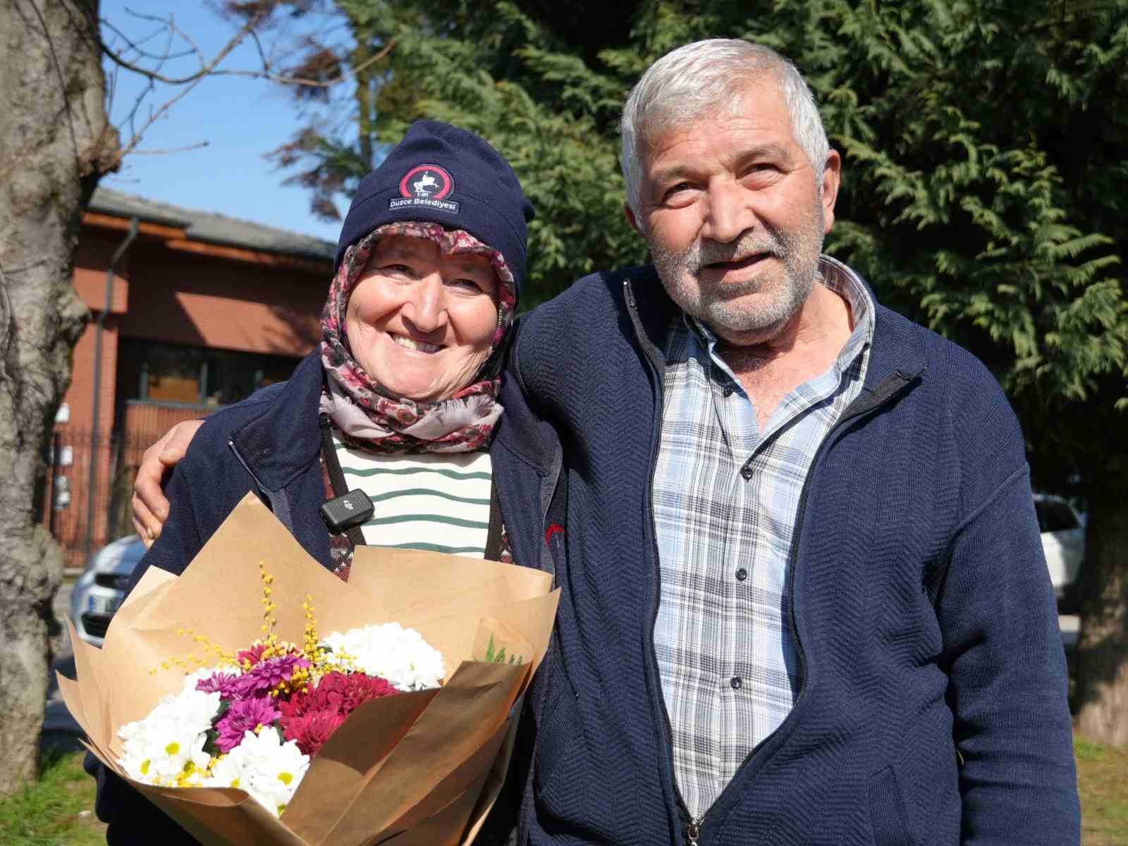 Emekçi kadınları ağlatan kutlama: 