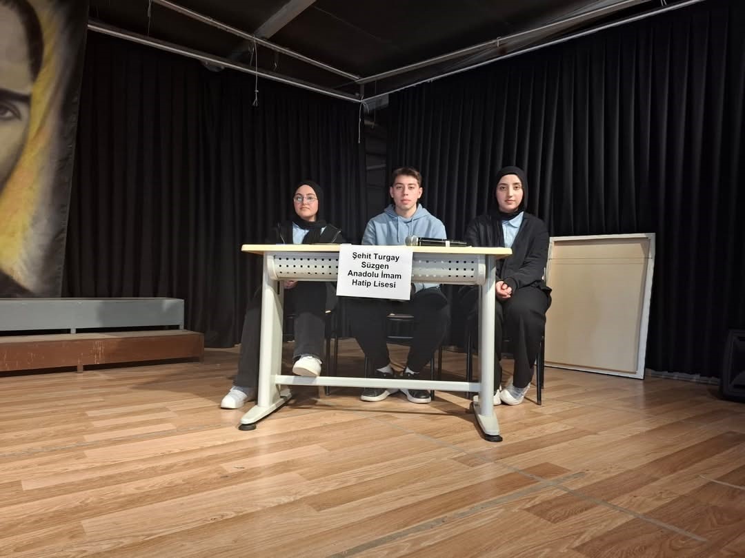 Babaeski’de liseler arası münazara etkinliği yapıldı